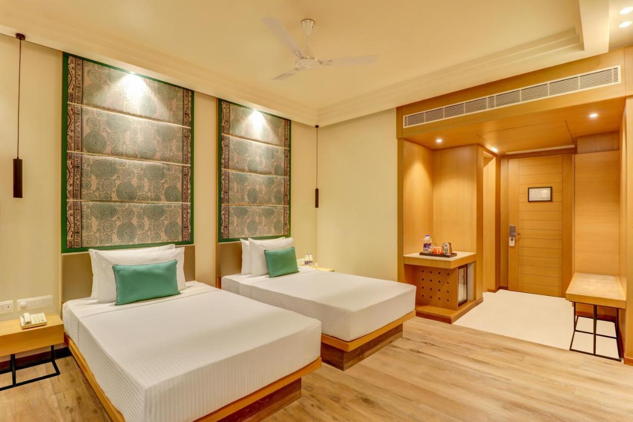 Hotel Lemon Tree Premier, Bhubaneswar Exterior foto